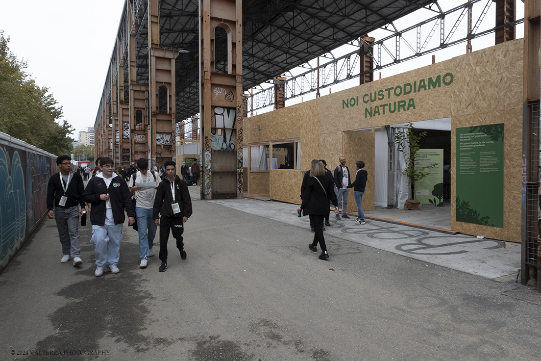 _DSF6273.jpg - 26/09/2024. Torino. Terra Madre Salone del Gusto Ã¨ lâ€™evento mondiale dedicato al cibo buono, pulito e giusto e alle politiche alimentari. Nella foto parte dell'allestimento della mostra