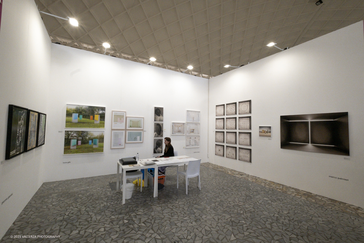 _DSF3990.jpg - 04/05/2023. Torino. The Phair-Photo Art Fair, lâ€™appuntamento annuale dedicato allâ€™immagine e alla fotografia di Torino. Gallerie nazionali ed  internazionali dâ€™arte contemporanea e di fotografia, presentano i loro progetti espositivi. Nella foto galleria Paola Sosio Contemporary Art , Milano Italia