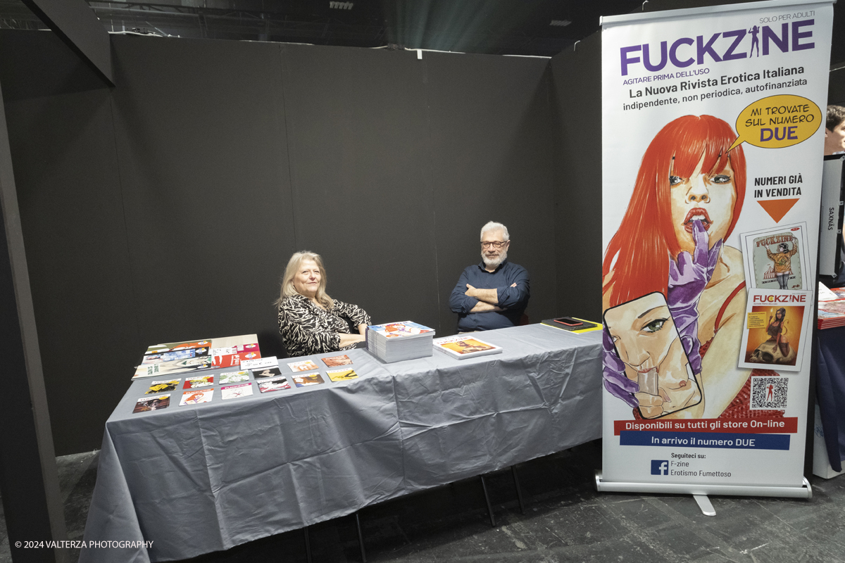 _DSF9063.jpg - 12/04/2024, Torino,..L'evento celebra quest'anno i suoi 30 anni di vita con una edizione speciale  particolarmente ampia. Nella foto lo stand della rivista erotica fuckzine nell'area rossa