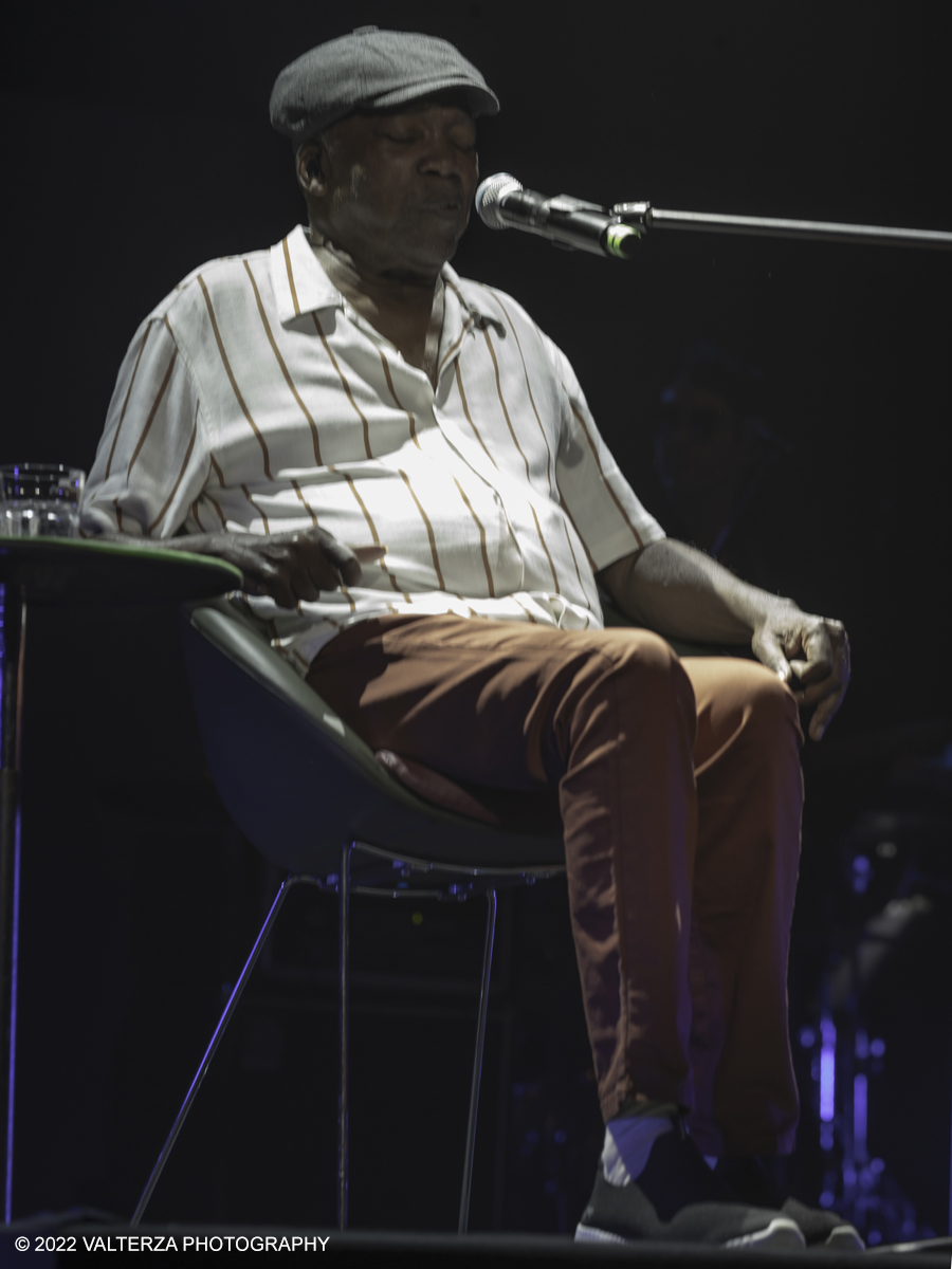 _G3I9000.jpg - 15/06/2022.Torino. Nascimento Ã¨ un idolo della musica brasiliana, un cantautore celebrato in tutto il Mondo. Parte da Torino il tour di addio ai palchi di Nascimiento. Nella foto Milton Nascimento