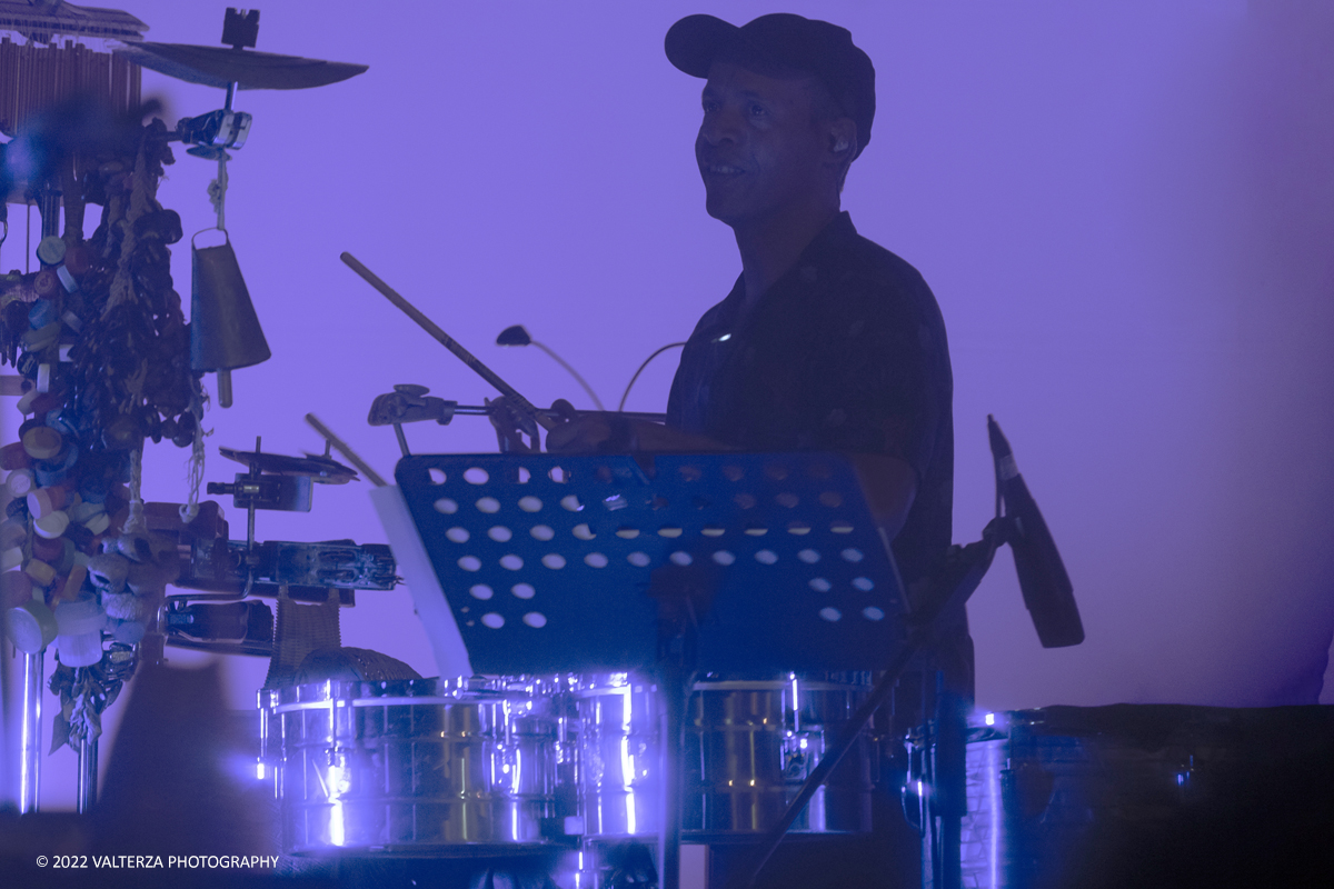 _G3I9177.jpg - 15/06/2022.Torino. Nascimento Ã¨ un idolo della musica brasiliana, un cantautore celebrato in tutto il Mondo. Parte da Torino il tour di addio ai palchi di Nascimiento. Nella foto Lincoln Cheib alla batteria