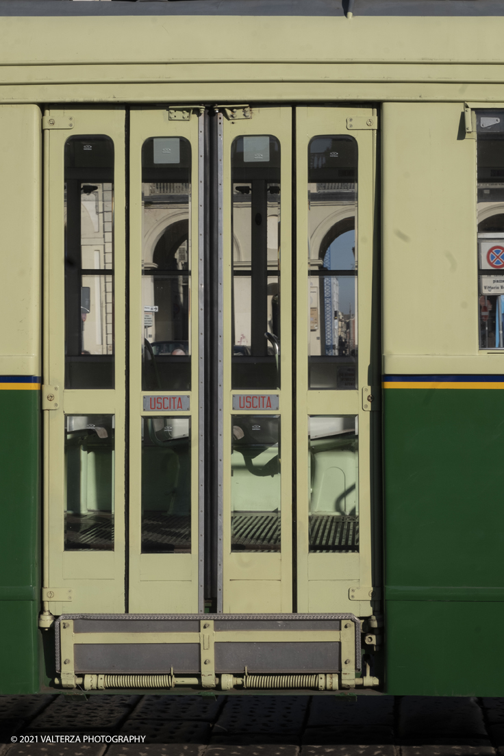 _DSF9148.jpg - 05/12/2021.Torino. Il Trolley Festival  giunge alla 15Â° edizione  e questâ€™anno Ã¨ anche lâ€™occasione per lâ€™apertura dei festeggiamenti per i 150 anni del tram a Torino. La prima corsa di un tram a cavalli avvenne infatti il 29 dicembre 1871. Nella foto tram ACEGAT Trieste, particolare, anno di costruzione 1938