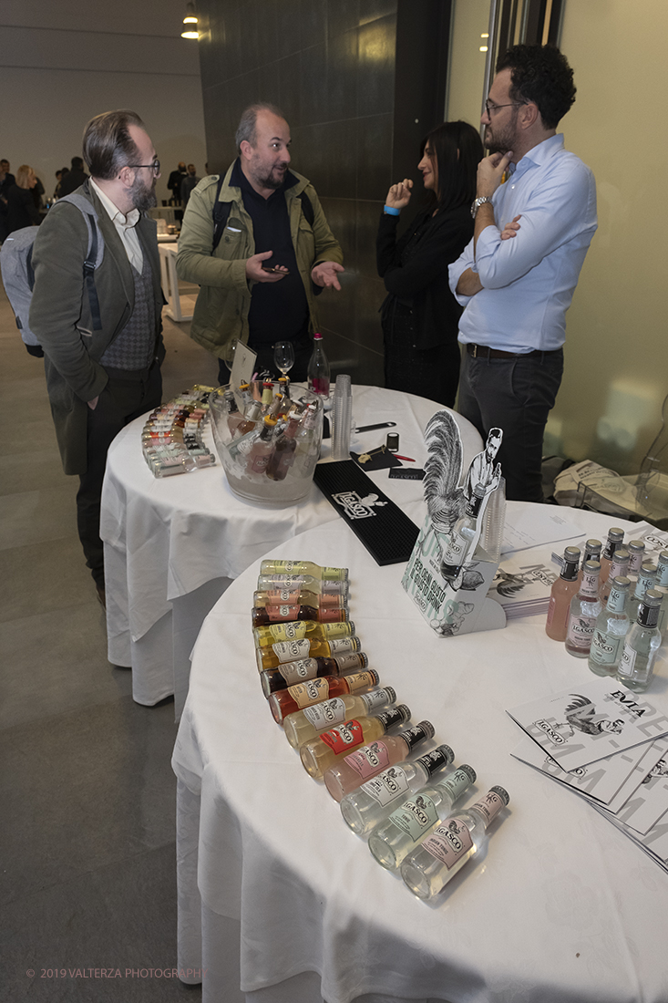 _DSF4756.jpg - 16-11-2019. Torino.   al vino aromatizzato Ã¨ stato dedicato un weekned giornata con degustazioni, miscelazioni e workshop, organizzata dallâ€™Istituto del Vermouth che ha invitato i 18 produttori storici per raccontare segreti e tradizione dello storico aperitivo. Nella foto l'area dove si degustano i Vermouth di 18 produttori storici italiani.