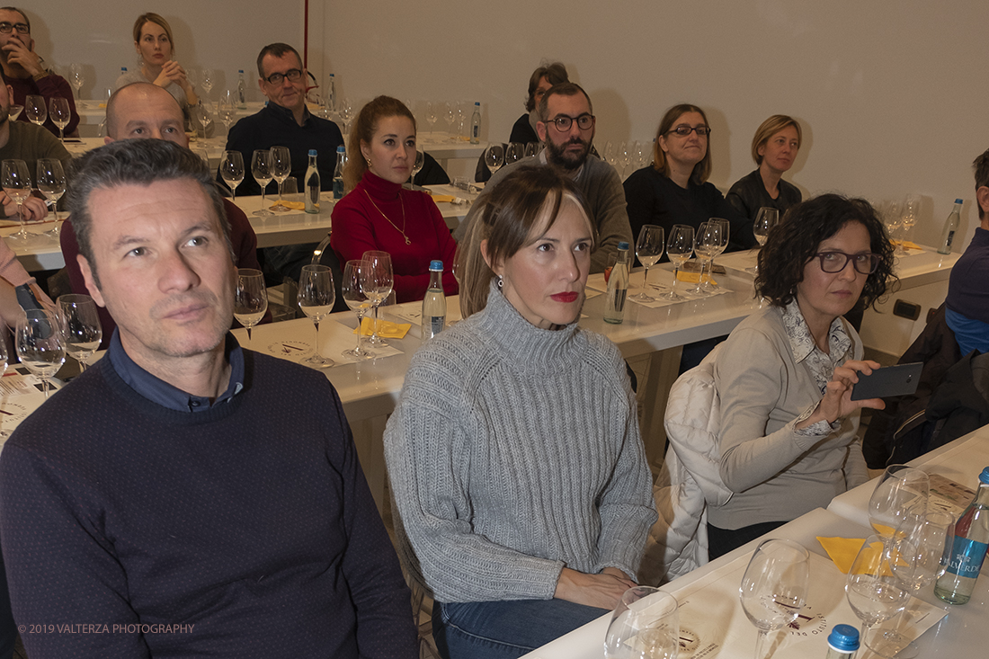 _DSF5059.jpg - 16-11-2019. Torino.   al vino aromatizzato Ã¨ stato dedicato un weekned giornata con degustazioni, miscelazioni e workshop, organizzata dallâ€™Istituto del Vermouth che ha invitato i 18 produttori storici per raccontare segreti e tradizione dello storico aperitivo. Nella foto l'ara dove si svolgono i workshop sul vermouth  per raccontare segreti e tradizione dello storico aperitivo.