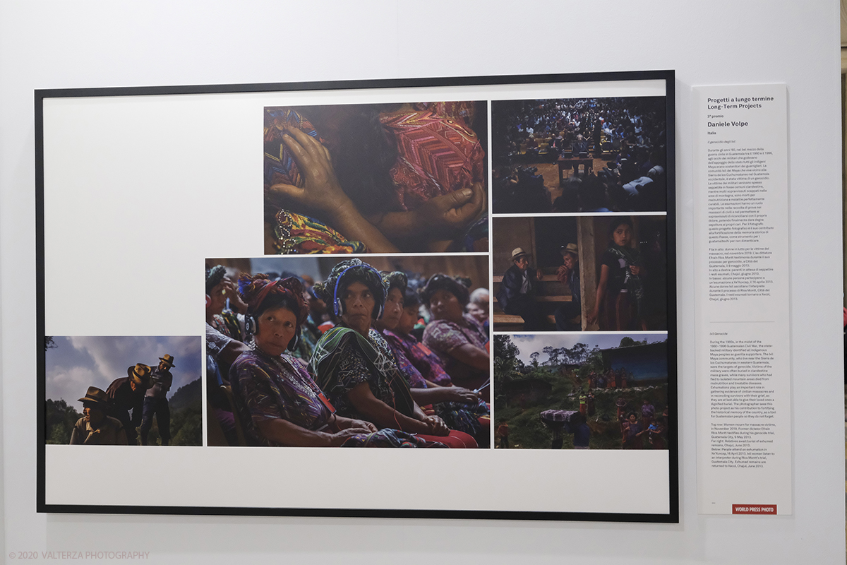 _DSF7543.jpg - 09/10/2020.Torino. Il World Press Photo a Palazzo Madama. Nella foto immagini di Daniele Volpe terzo premio nella sezione progetti a lungo termine.