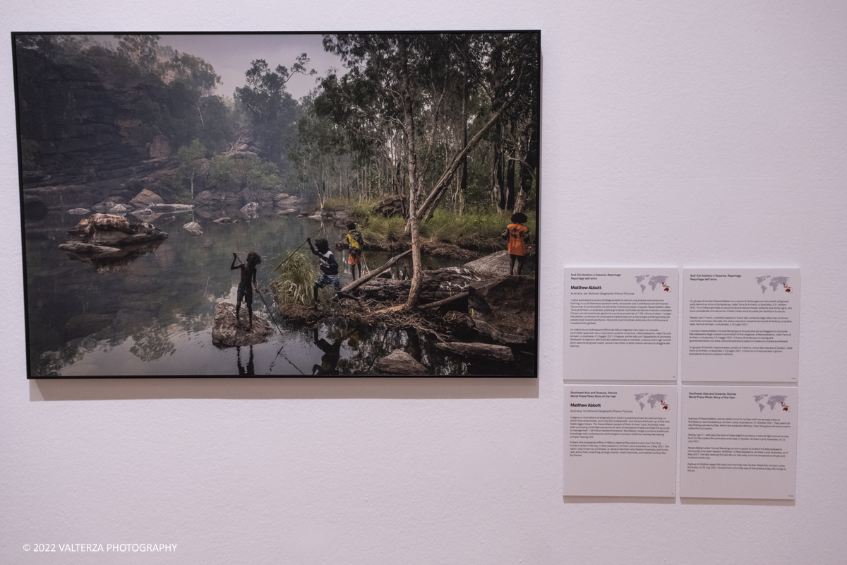 _DSF8442.jpg - 29/04/2022. Torino. World Press Photo Exhibition 2022.Le foto finaliste e le menzioni d'onore in esposizione alla GAM fino al 18 Settembre  Nella foto Sud-Est asiatico ed Oceanis Reportage dell'anno di Matthew Abbott