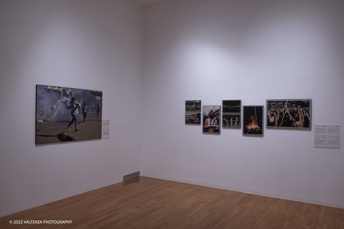 _DSF8518.jpg - 29/04/2022. Torino. World Press Photo Exhibition 2022.Le foto finaliste e le menzioni d'onore in esposizione alla GAM fino al 18 Settembre  Nella foto parte della installazione della mostra