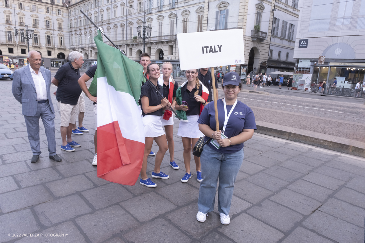 _DSF0790.jpg - 18/07/2022. Torino. Tornano i Mondiali universitari di golf: lâ€™evento 2022, giunto alla 18esima edizione, si terrÃ  dal 20 al 23 luglio al Royal Park I Roveri. In gara 19 Federazioni e 138 tra atleti e officials. Nella foto un momento della sfilata delle varie federazioni partecipanti ai giochi