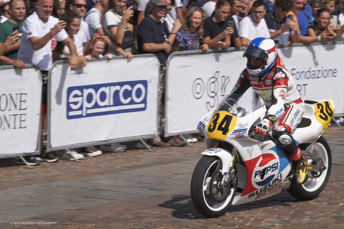 _DSF1931.jpg - 02/09/2023. Torino. Autolook Week Torino Ã¨ il festival che celebra la storia del motorsport e le auto da competizione. Nella foto l'esibizione di Kevin Schwantz con la moto Suzuki