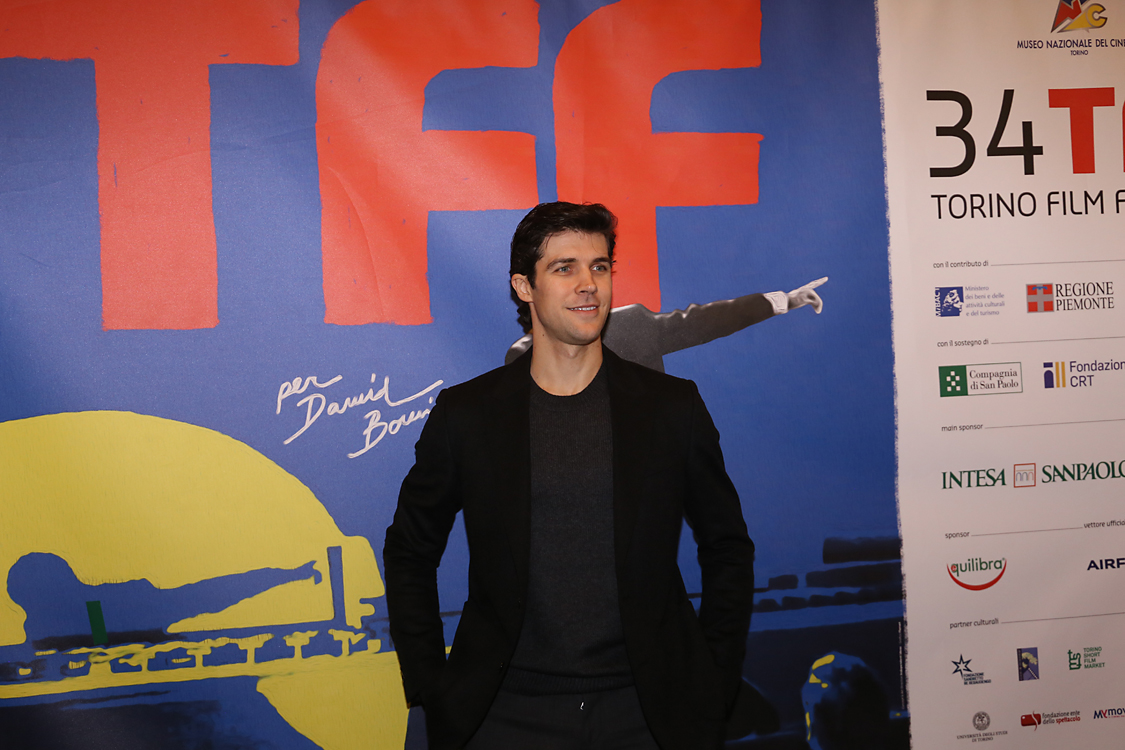 ConfStampa_128.jpg - Roberto Bolle e Francesca Pedroni regista di Roberto Bolle. L’arte della danza (Italia, 2016).