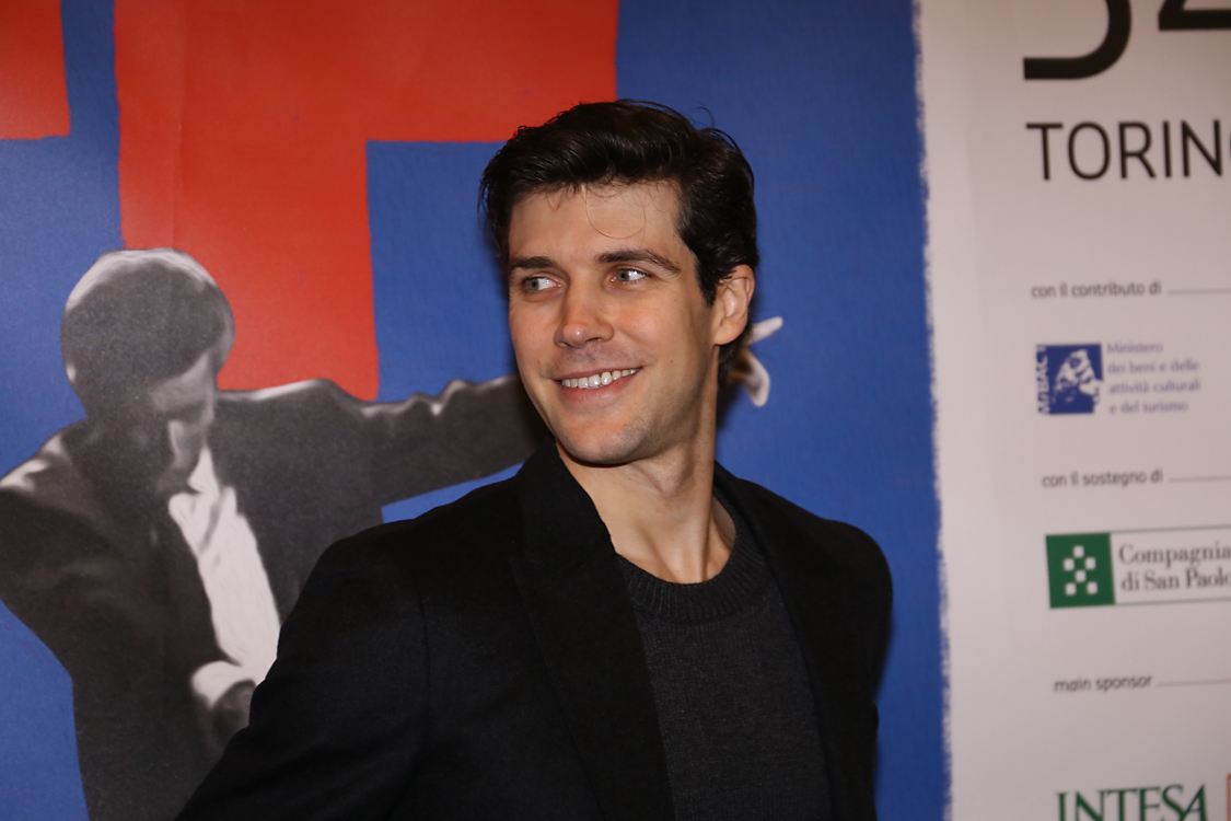 ConfStampa_143.jpg - Roberto Bolle e Francesca Pedroni regista di Roberto Bolle. L’arte della danza (Italia, 2016).