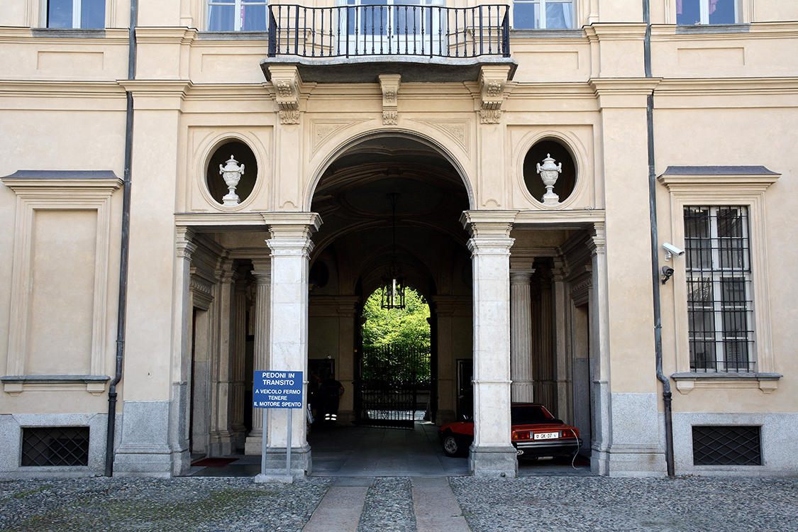 DSC_3478.JPG - Palazzo Birago di Borgaro - Via Carlo Alberto, 16