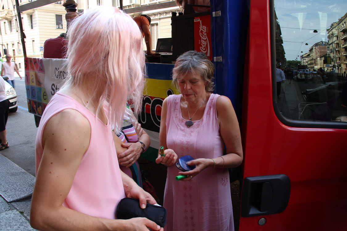 Gaypride2015_016.JPG - Torino 27 Giugno 2015 Gay Pride - Preparativi prima della sfilata