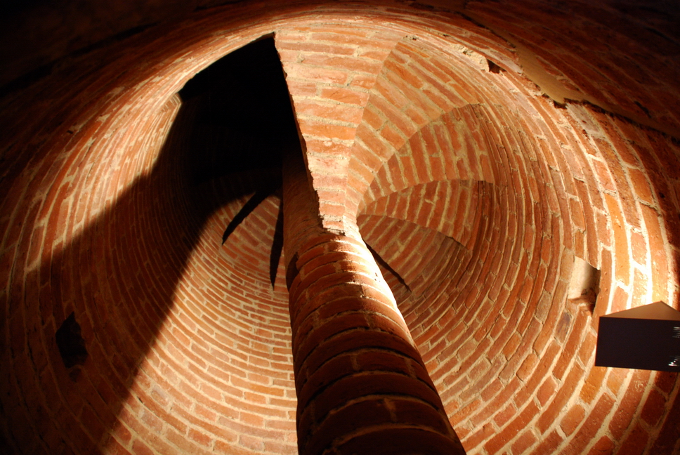 InGiro_05.JPG - Scala a chiocciola romana (Torino, Palazzo Madama)