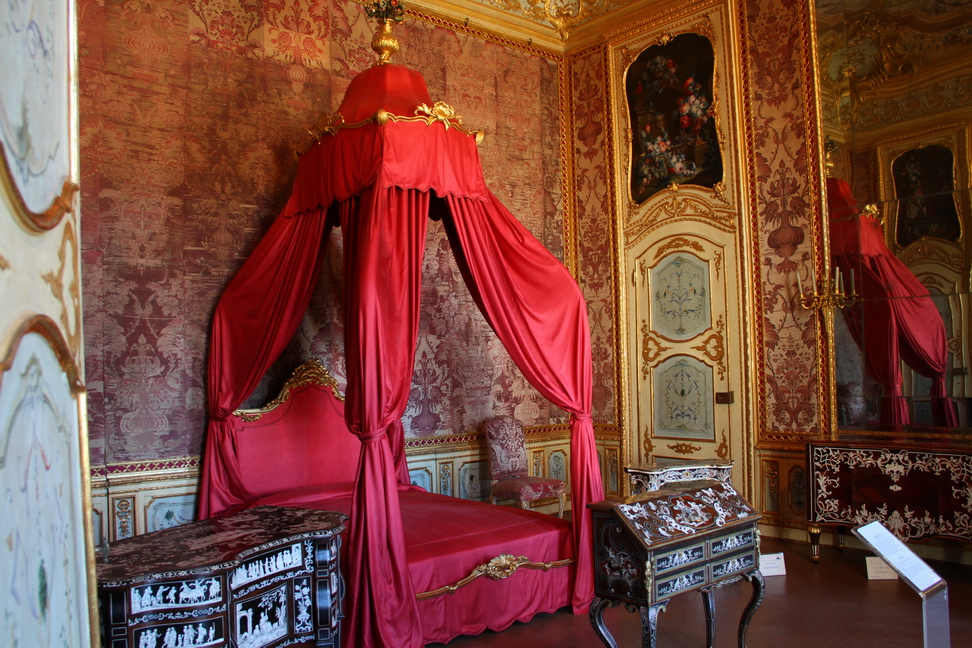 PalazzinaCaccia_43.JPG