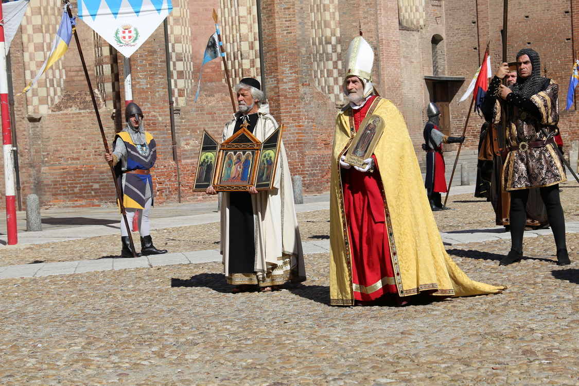 307.JPG - San Damiano - Il culto dei santi protettori nella devozione medievale