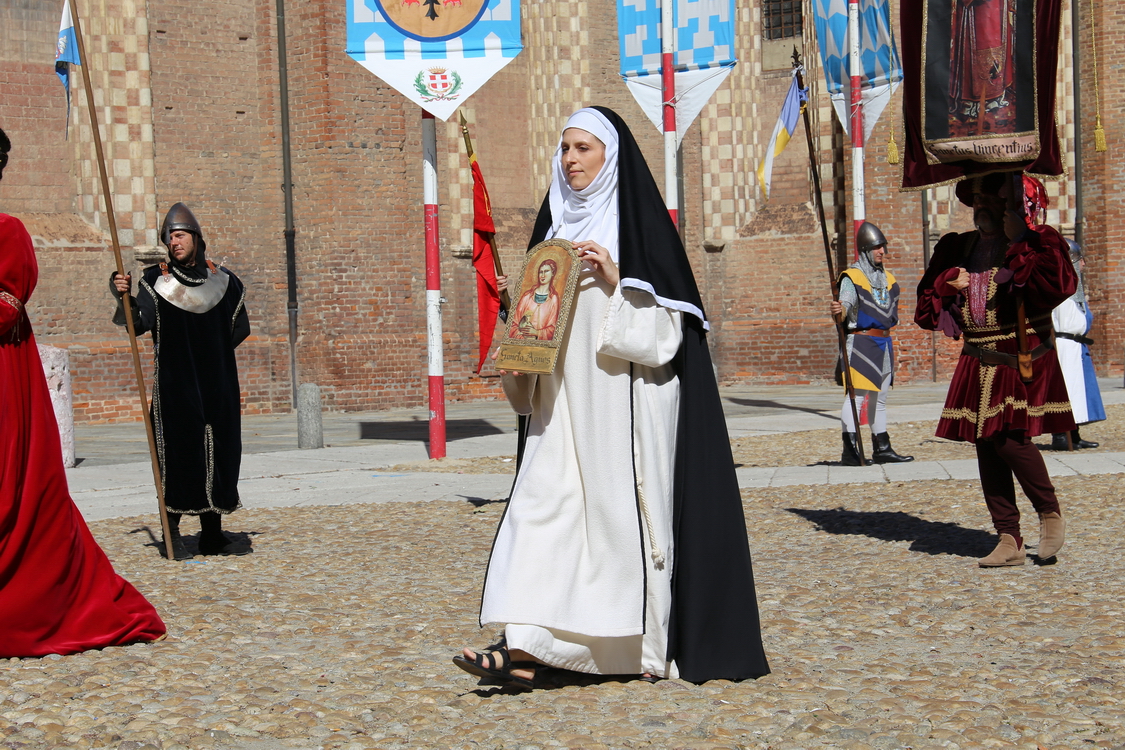 315.JPG - San Damiano - Il culto dei santi protettori nella devozione medievale