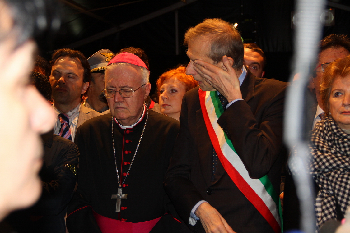 PresentazioneStampa_28.JPG - Monsignor Cesare Nosiglia e Piero Fassino, sindaco di Torino