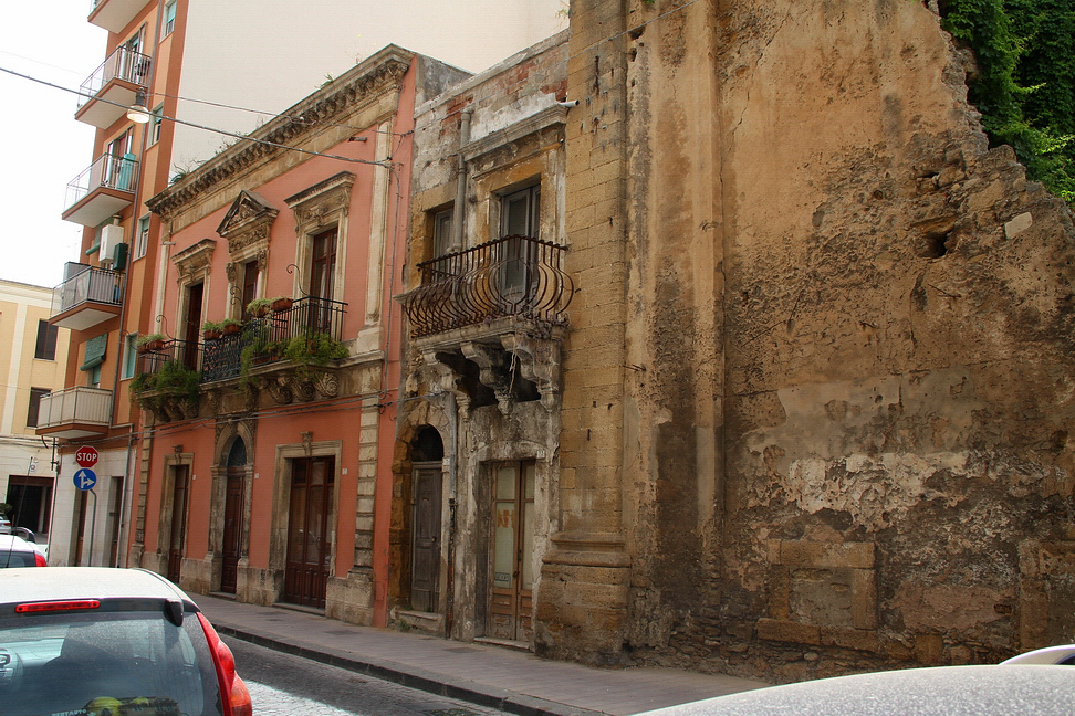 Sicilia_212.JPG - e di nuovo fughe di forme ariose...