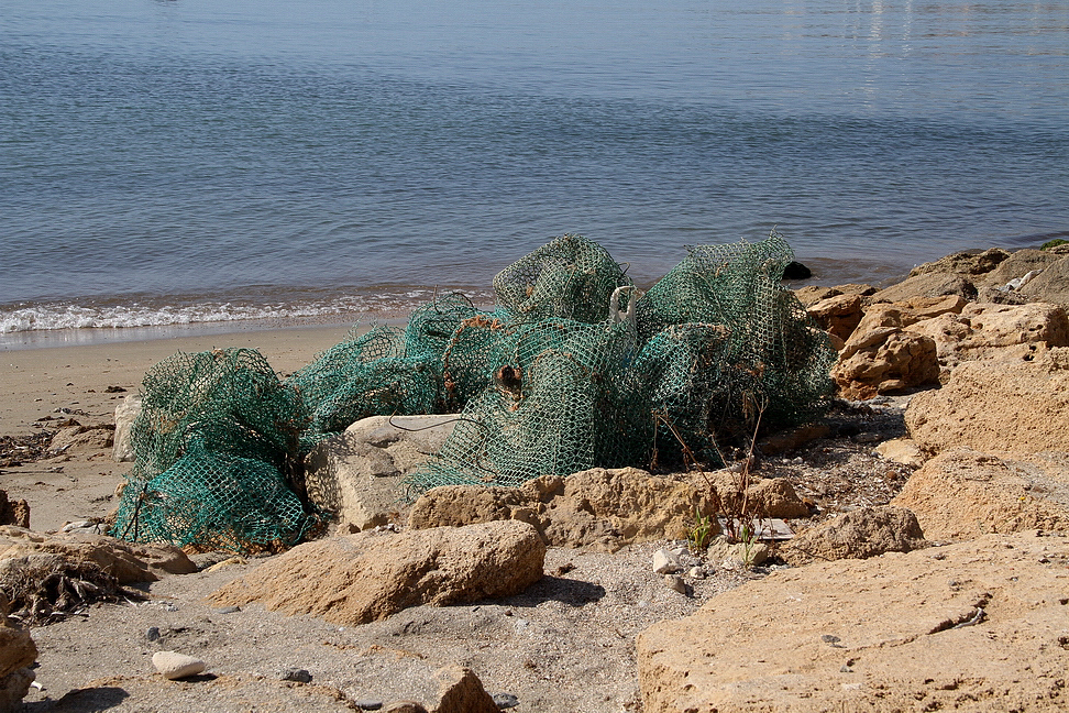 Sicilia_325.JPG - anche gli uomini abbandonano...